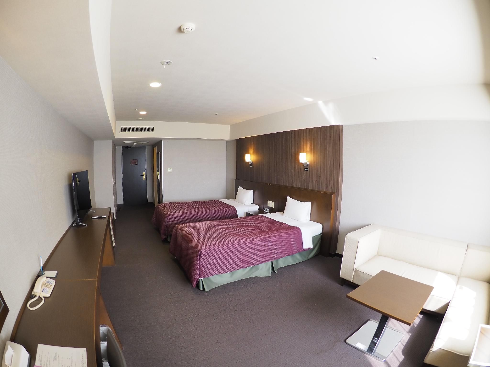 Twin Room - Non-Smoking