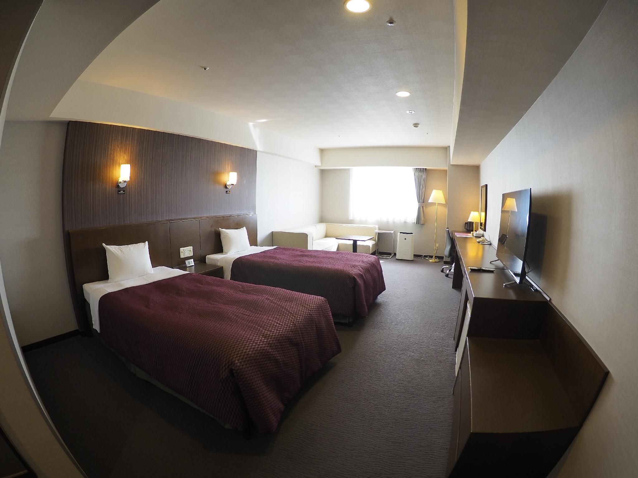 Twin Room - Non-Smoking