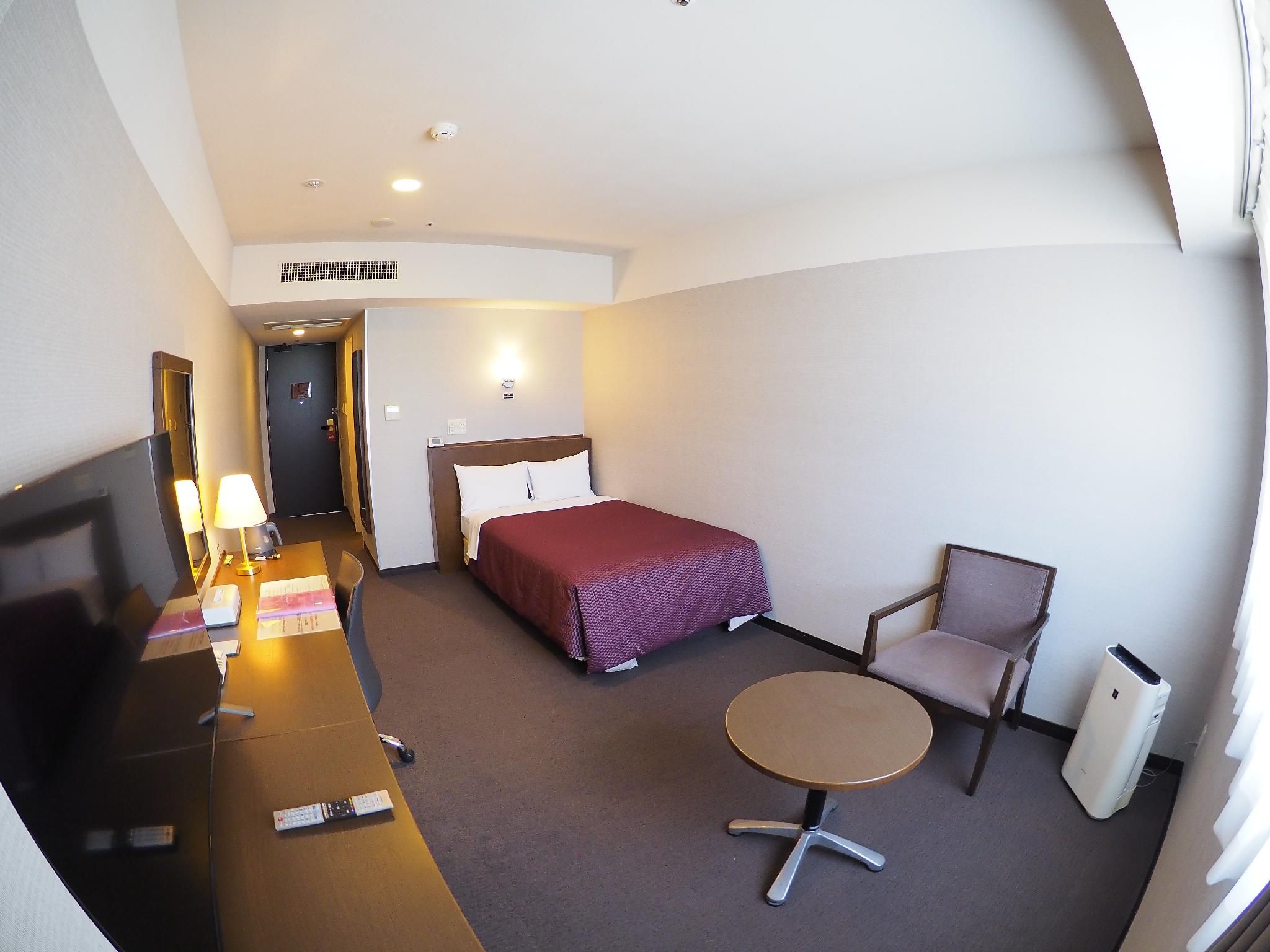 Semi Double Room - Non-Smoking