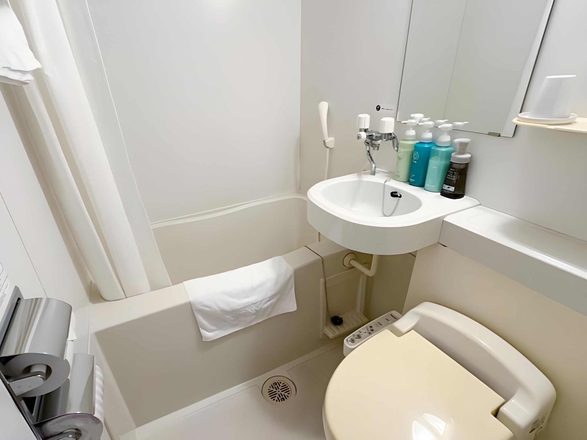 Single Room - Non-Smoking