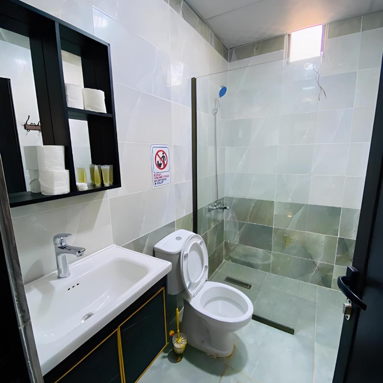 Deluxe Double or Twin Room with Mountain View