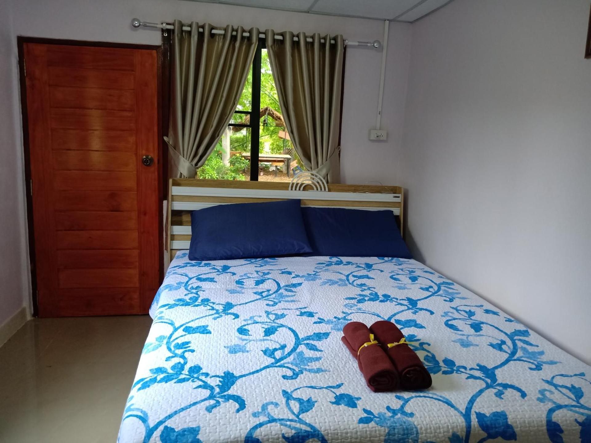 Garden View Queen Room