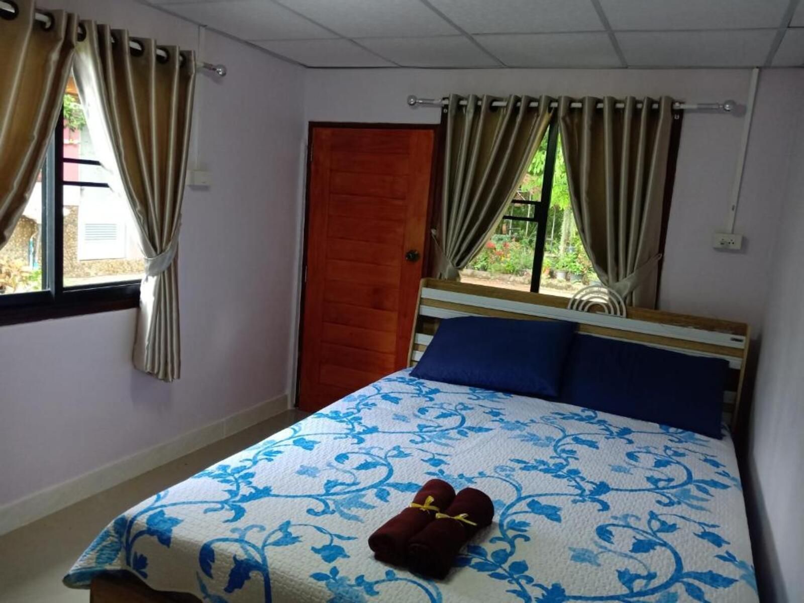Garden View Queen Room