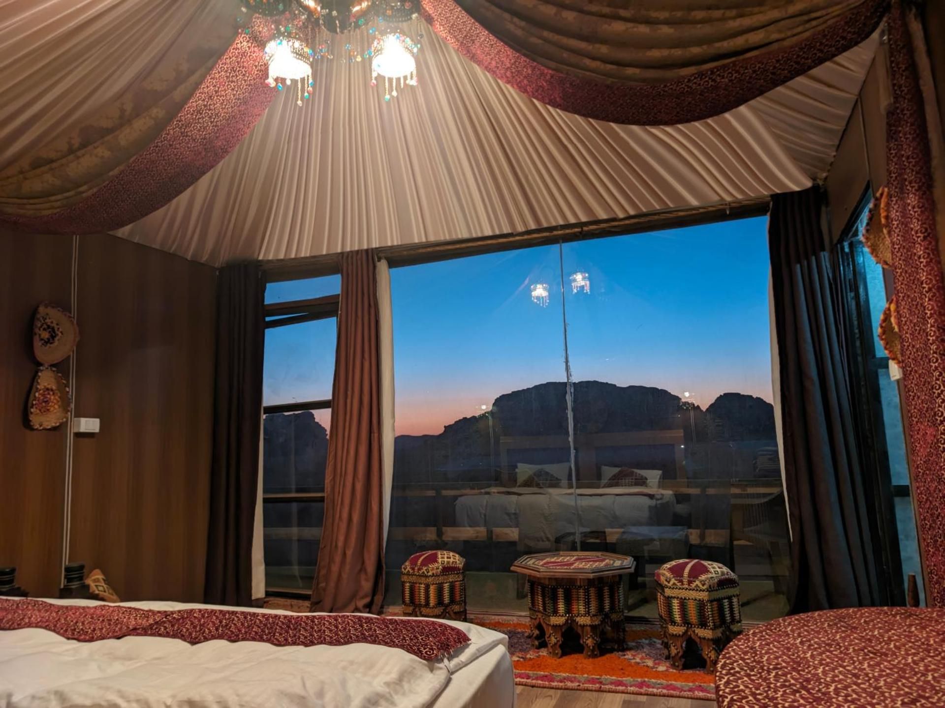 Wadi Rum Majestic Camp Superior Twin Room 3