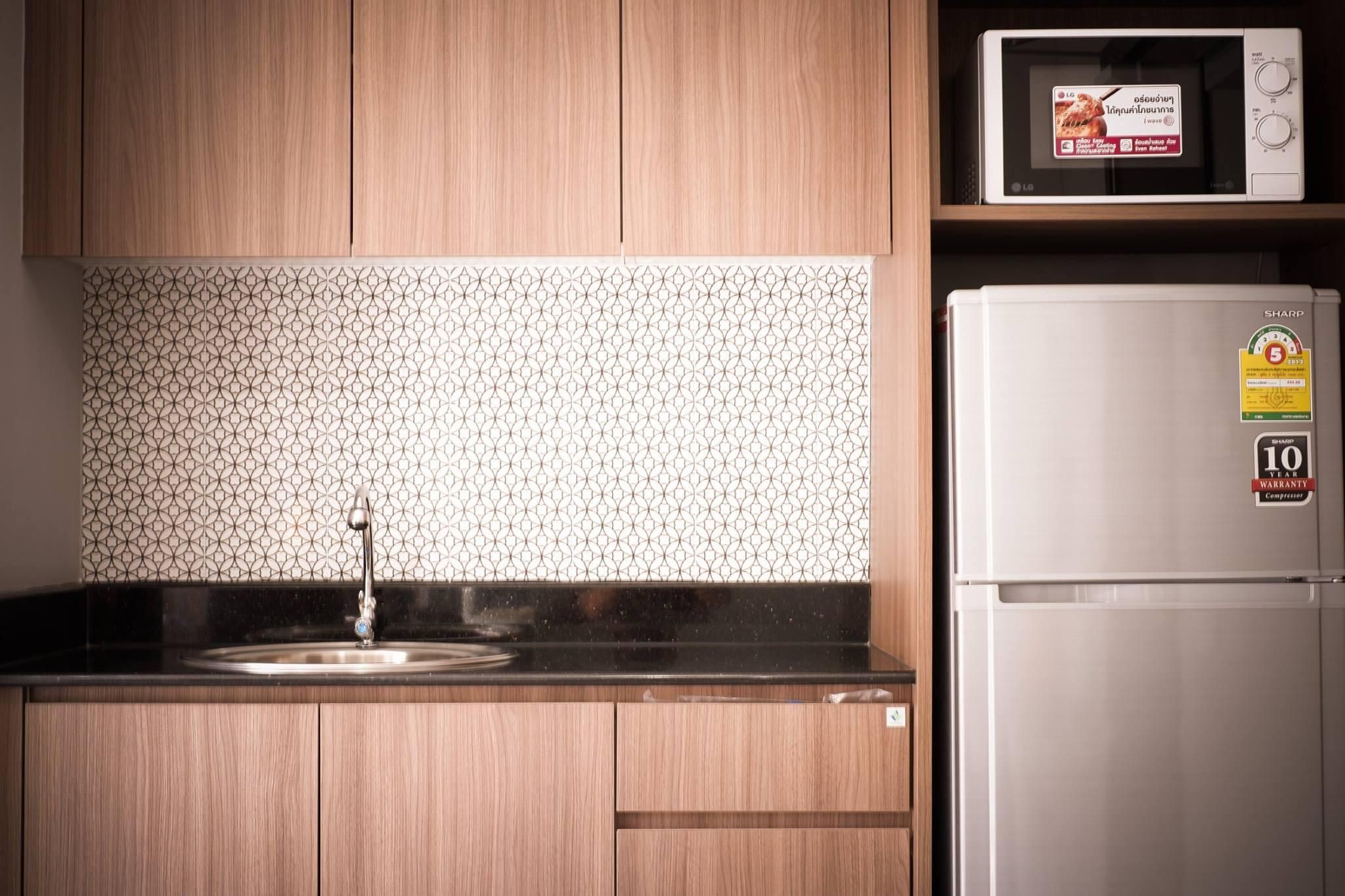 Modernbright Serviced Apartment Laemchabang Superior Balcony 2