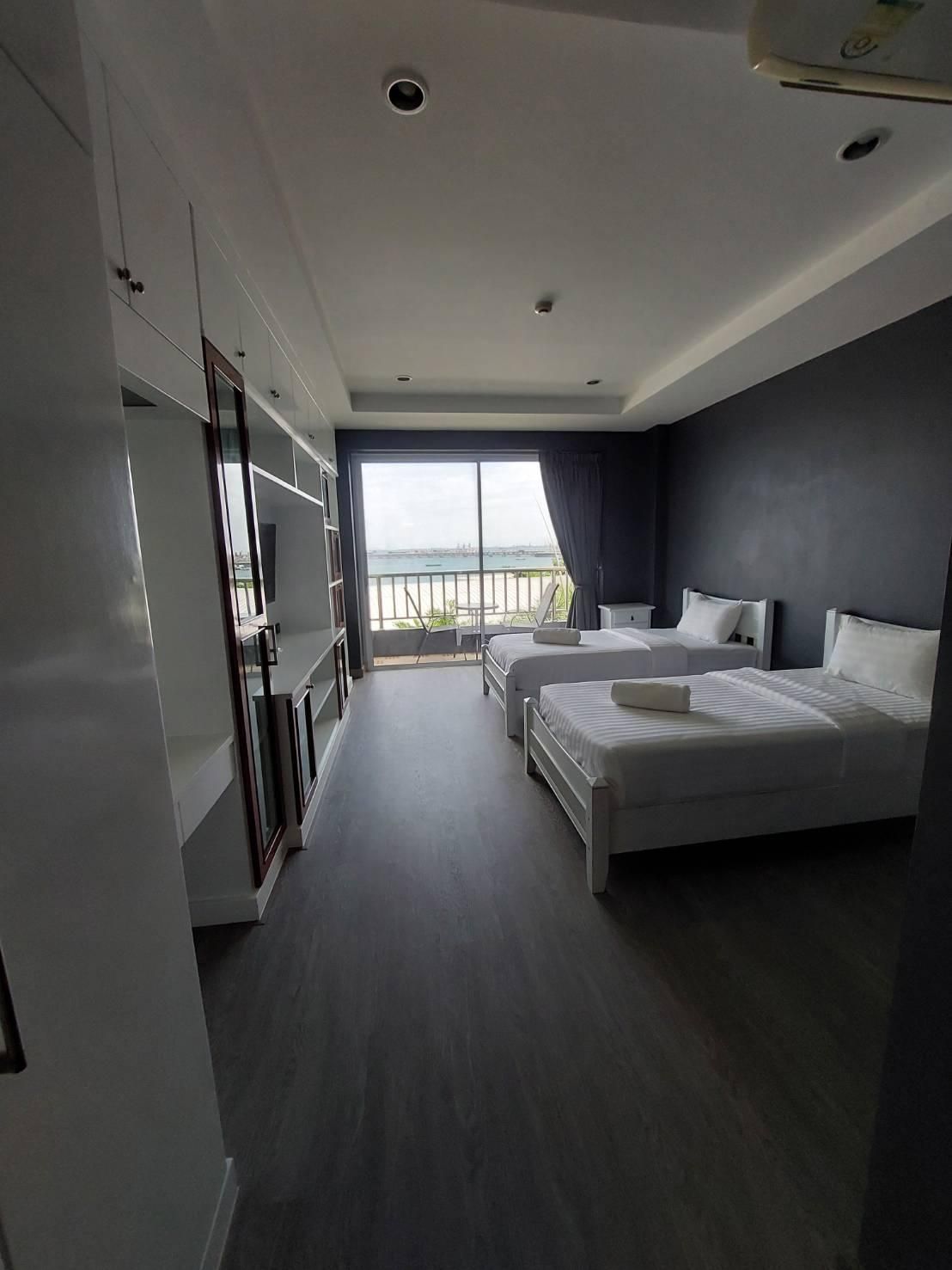 202 - Private Twin Room Max 2 People