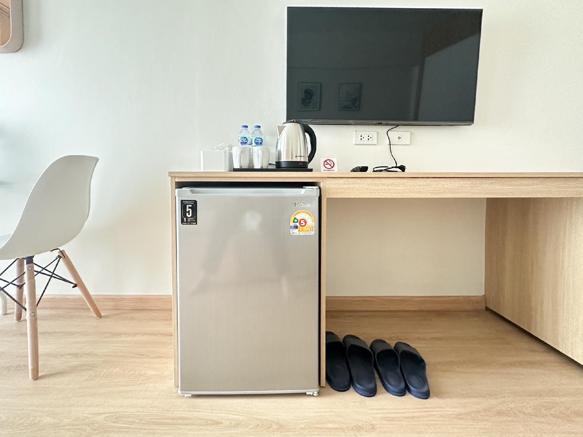 amenity (guest room)