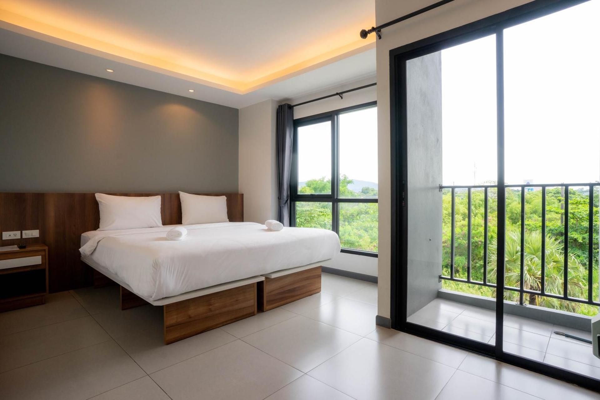 Superior KingRoom
