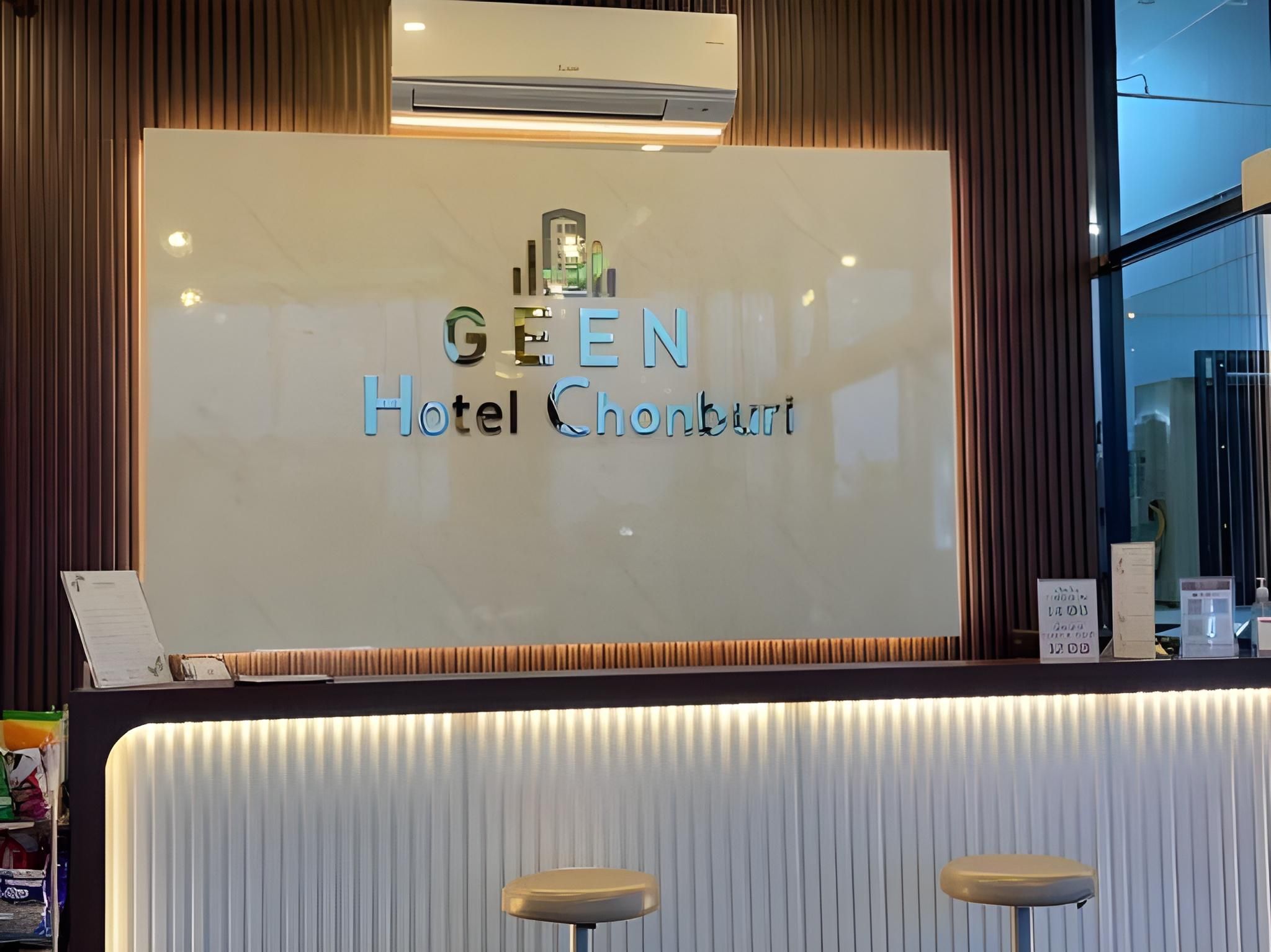 0d3a7de673704af36c80b8af21e8a33d