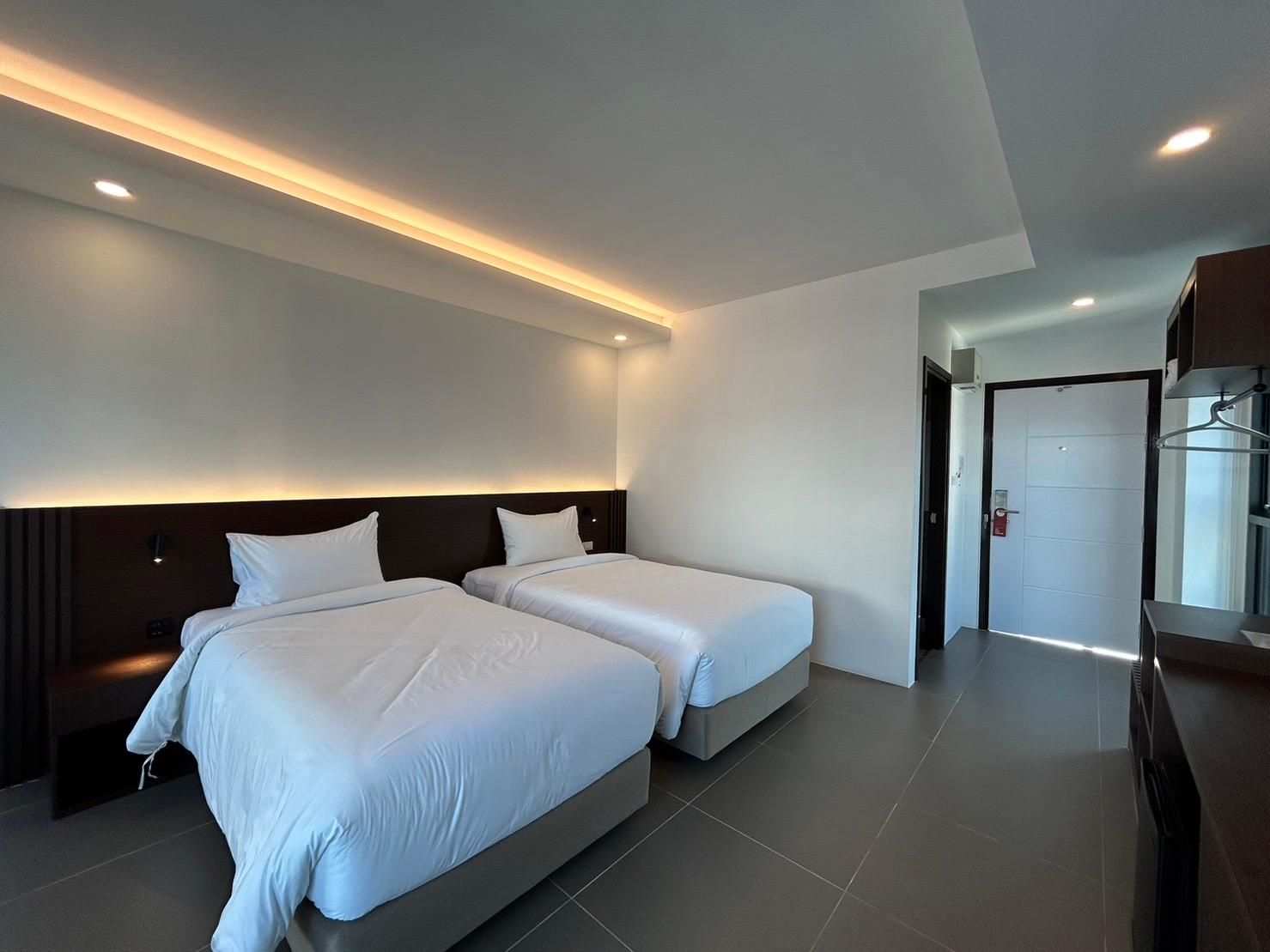 2 Single Beds Superior Non-Smoking