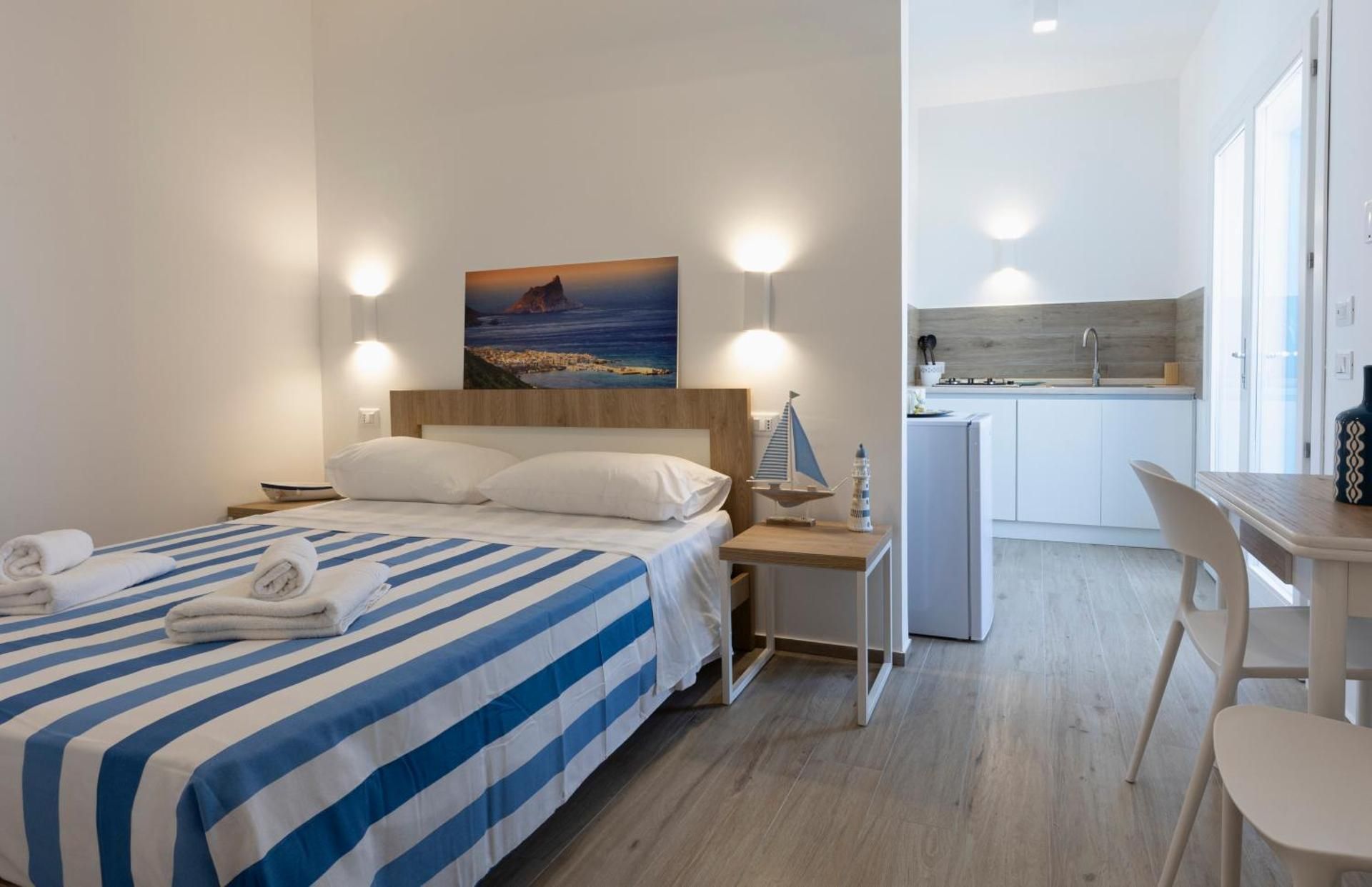 Queen Room with Sea View
