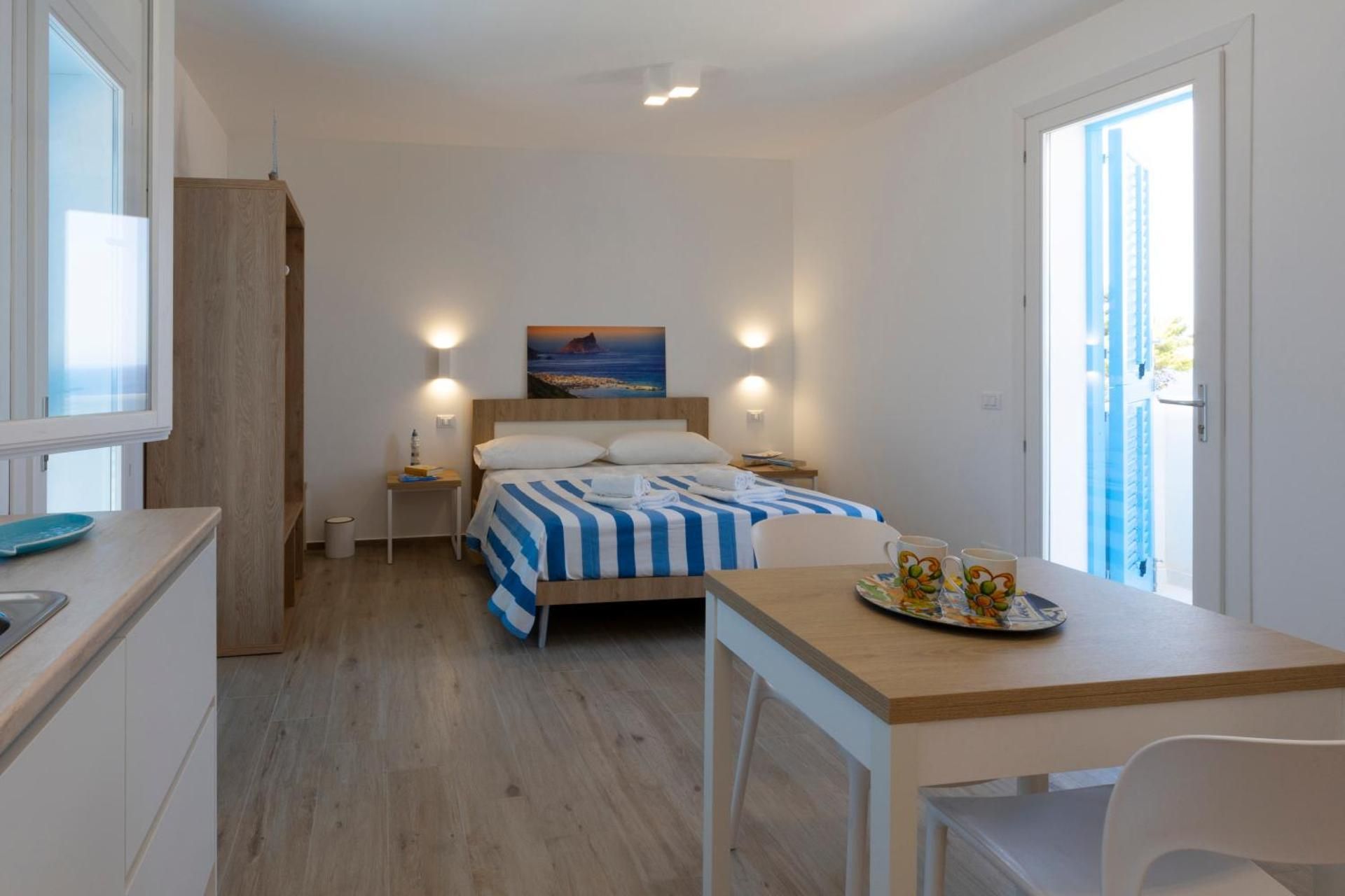 Studio with Sea View