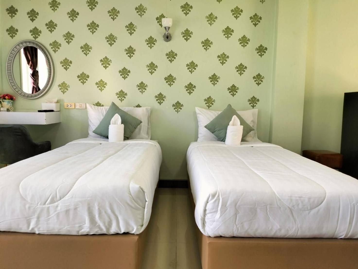 Standard Twin Room