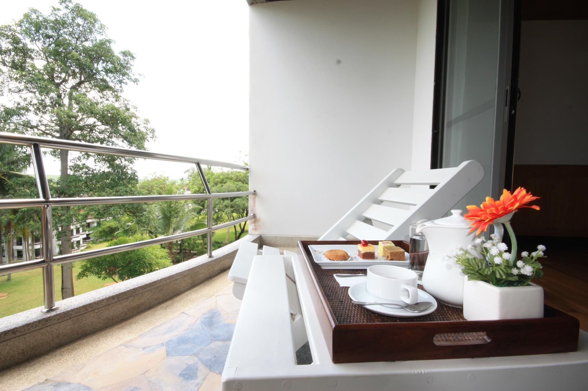 Superior Balcony