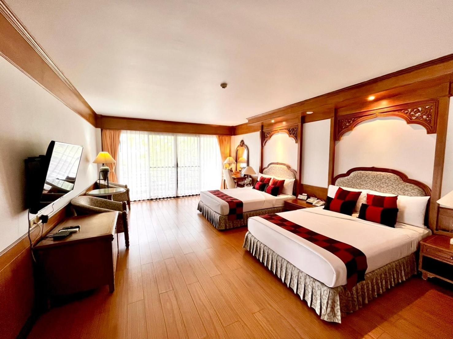Quadruple Room with Balcony