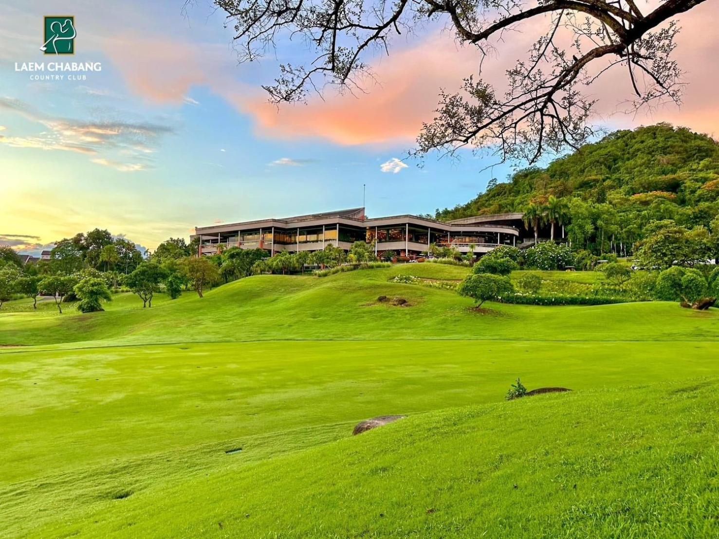 Golf course [on-site]