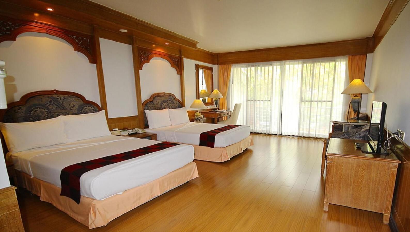 Twin Room with Balcony