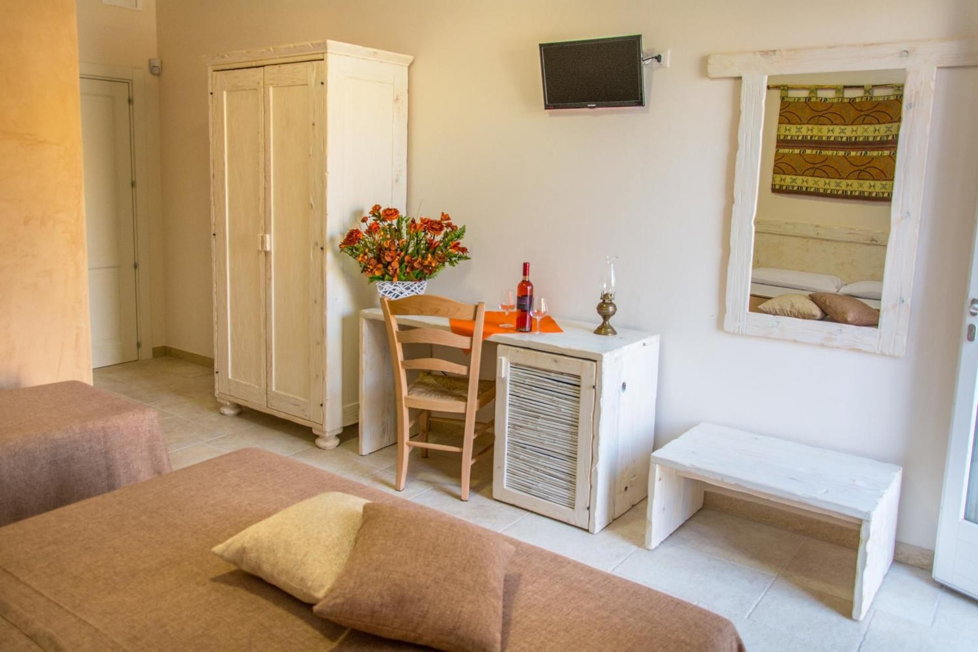 RELAIS TENUTA CAMPI' Triple Room 3