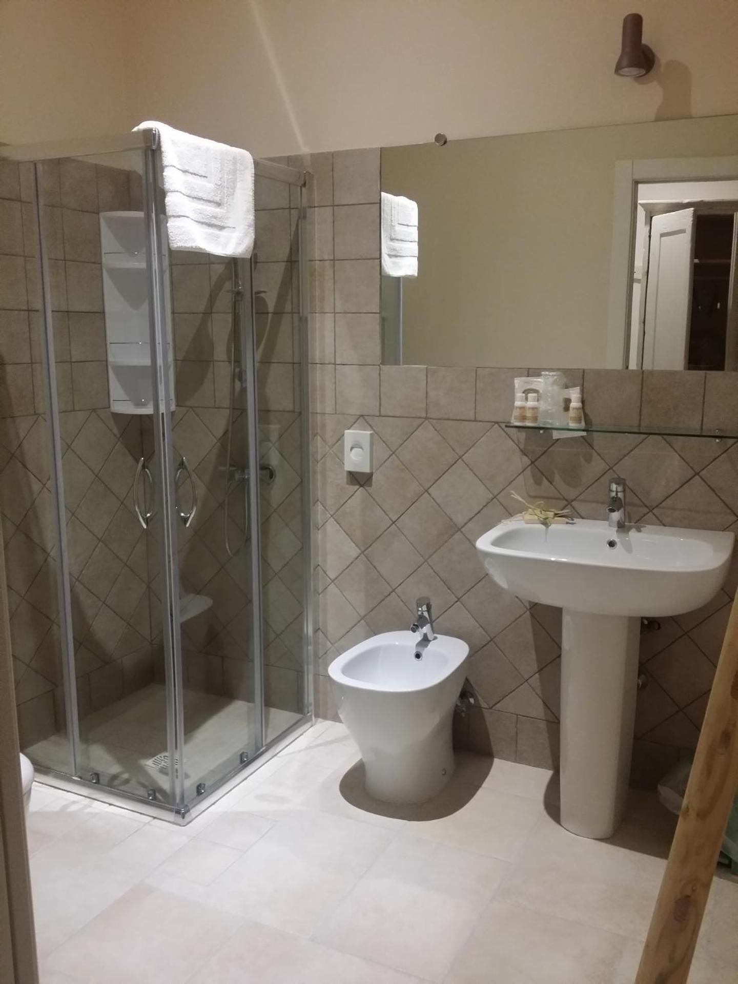 RELAIS TENUTA CAMPI' Triple Room 2