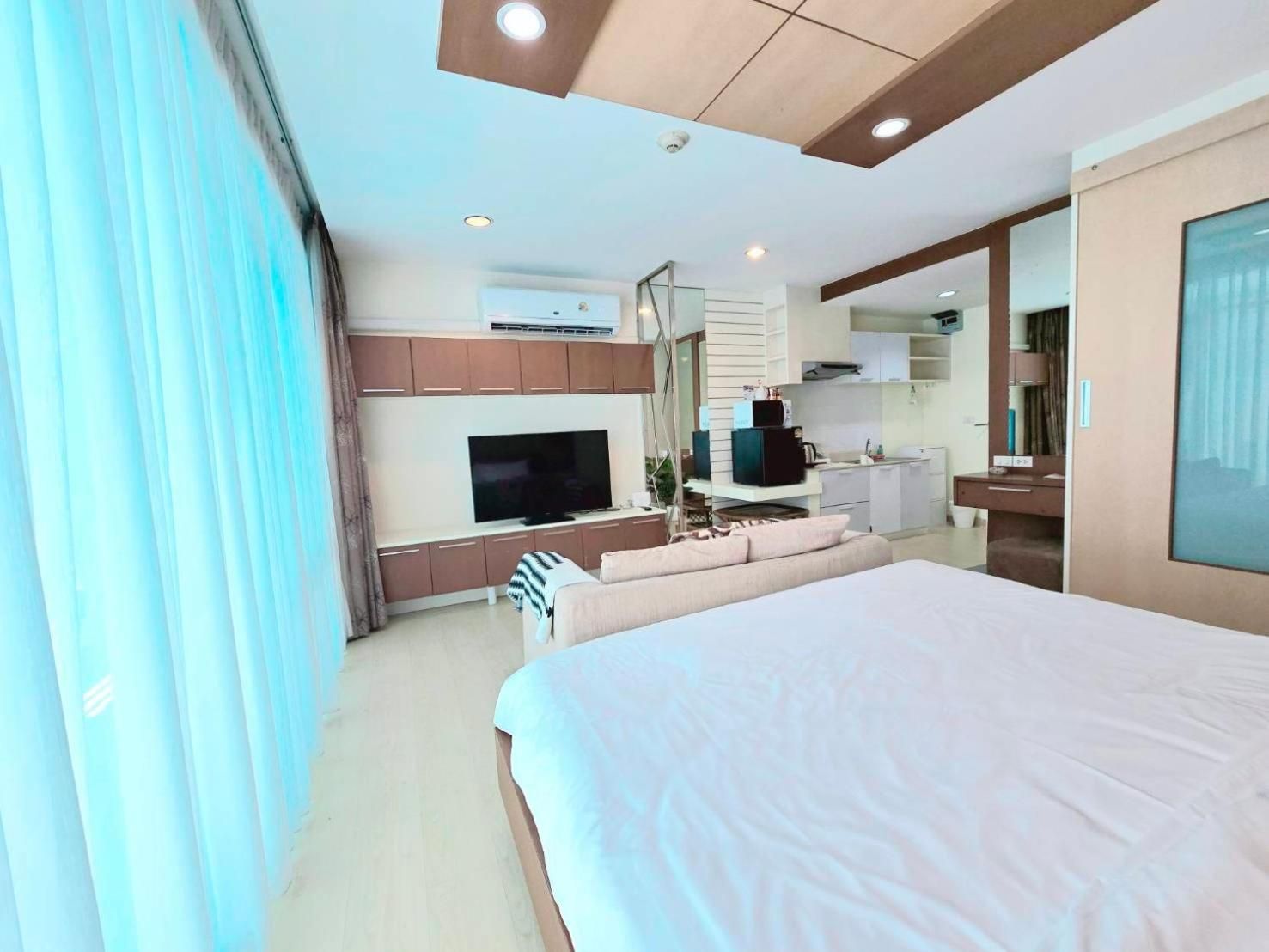 Double Room with Pool View