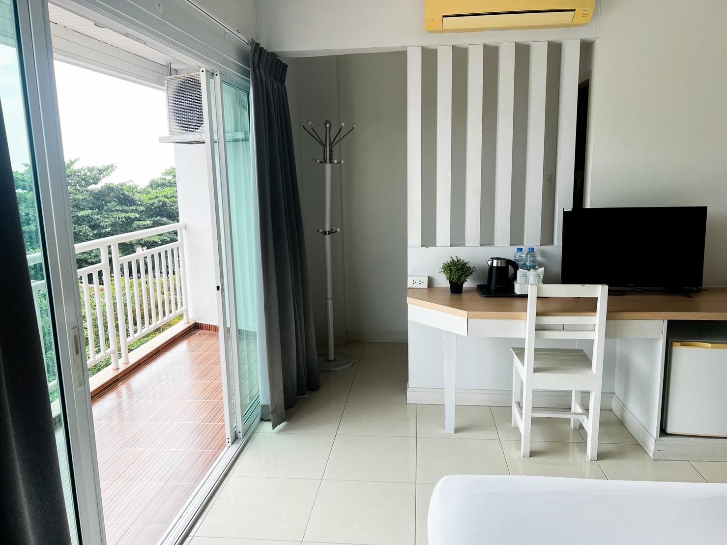 Superior Double Room with Terrace