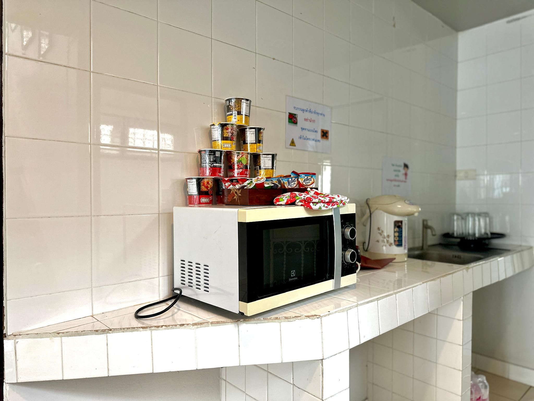 1d83772b0453838e1287dc3327c27de2