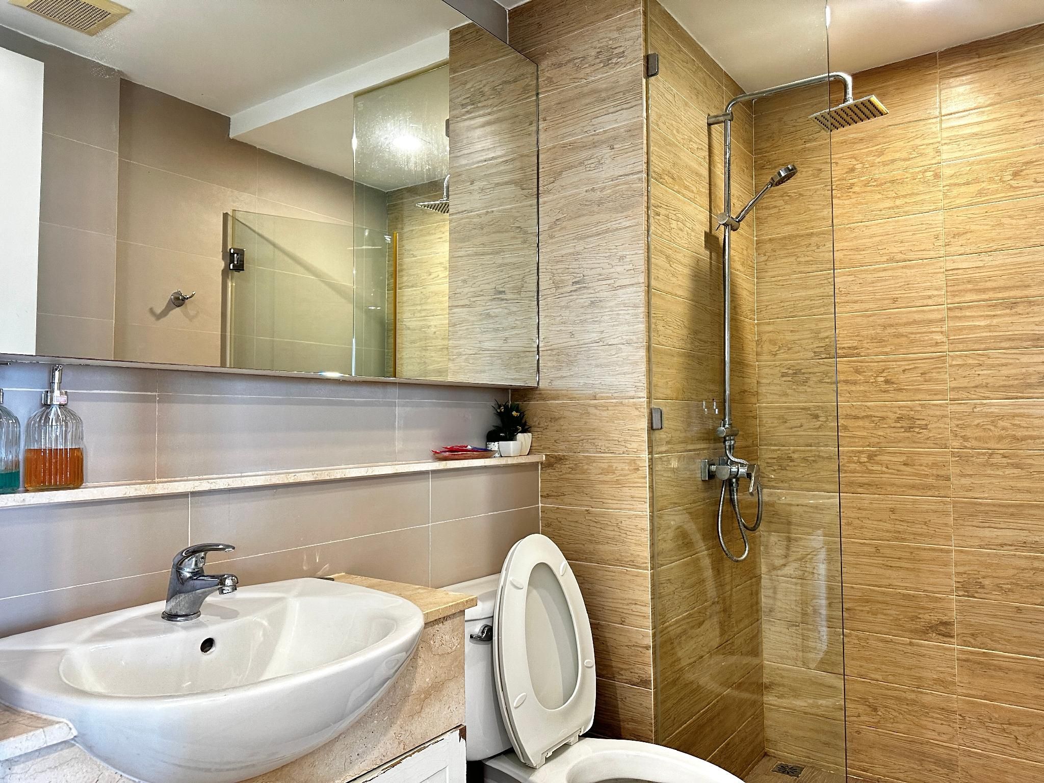 Baan chid Haad Suite 1 King Bed 2