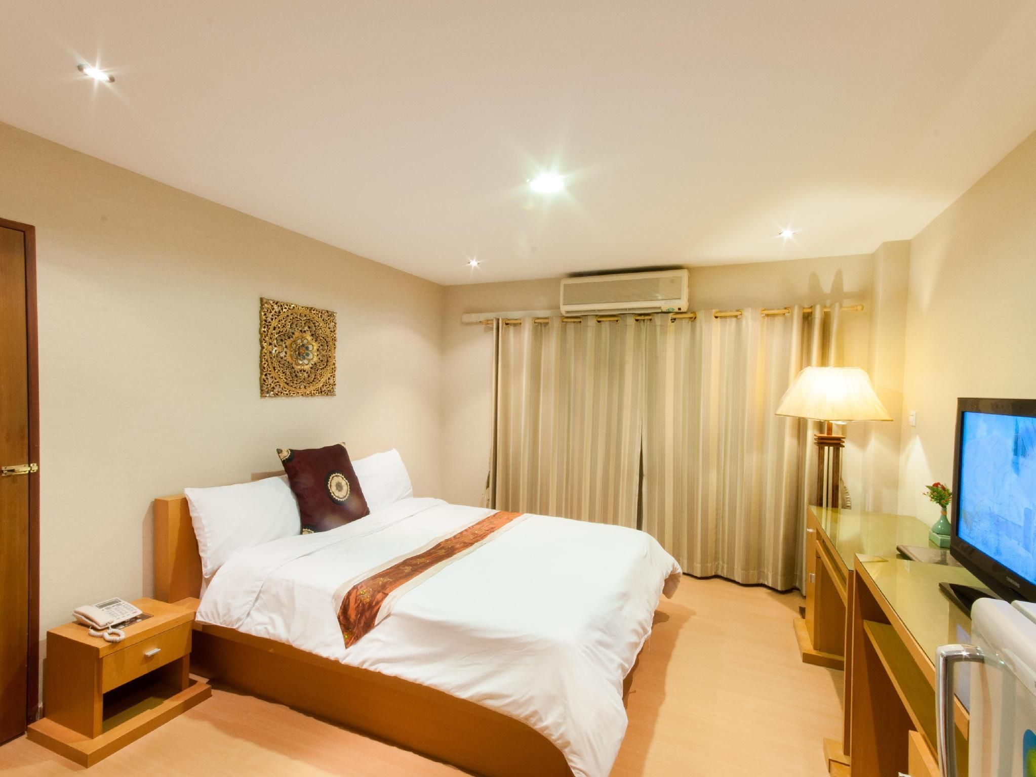 Sa-Bai-Dee Condo Standard Double Room 2