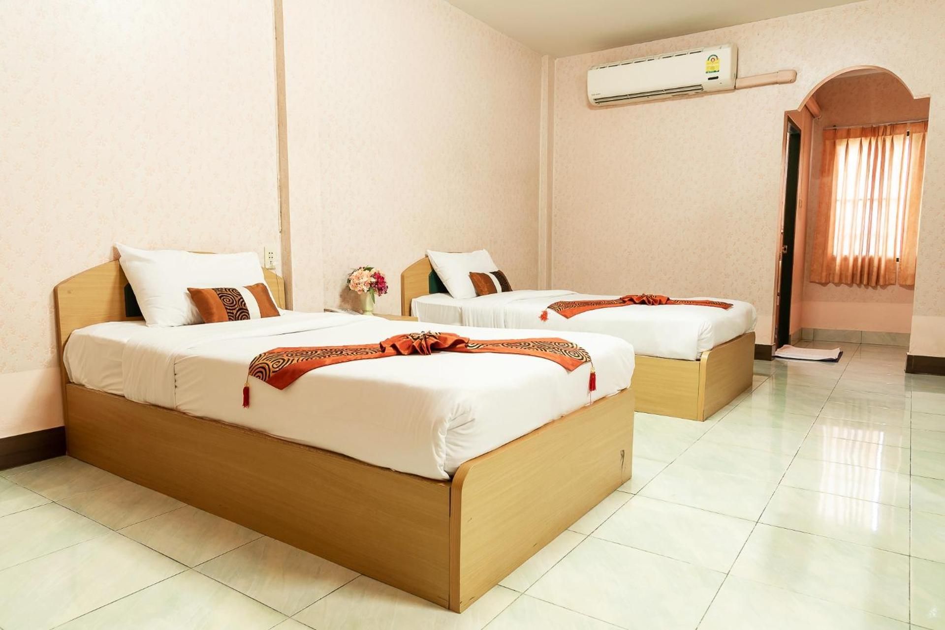 Standard Double Bed