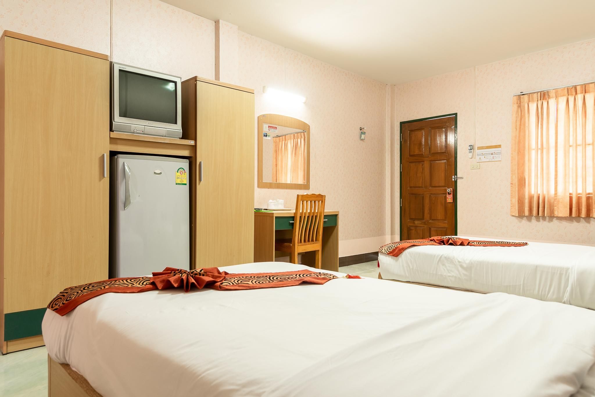 P.N. Gold Resort Standard Twin Bed 3