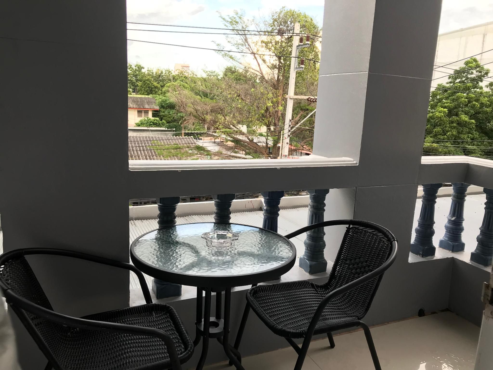 Standard Family Room of 4