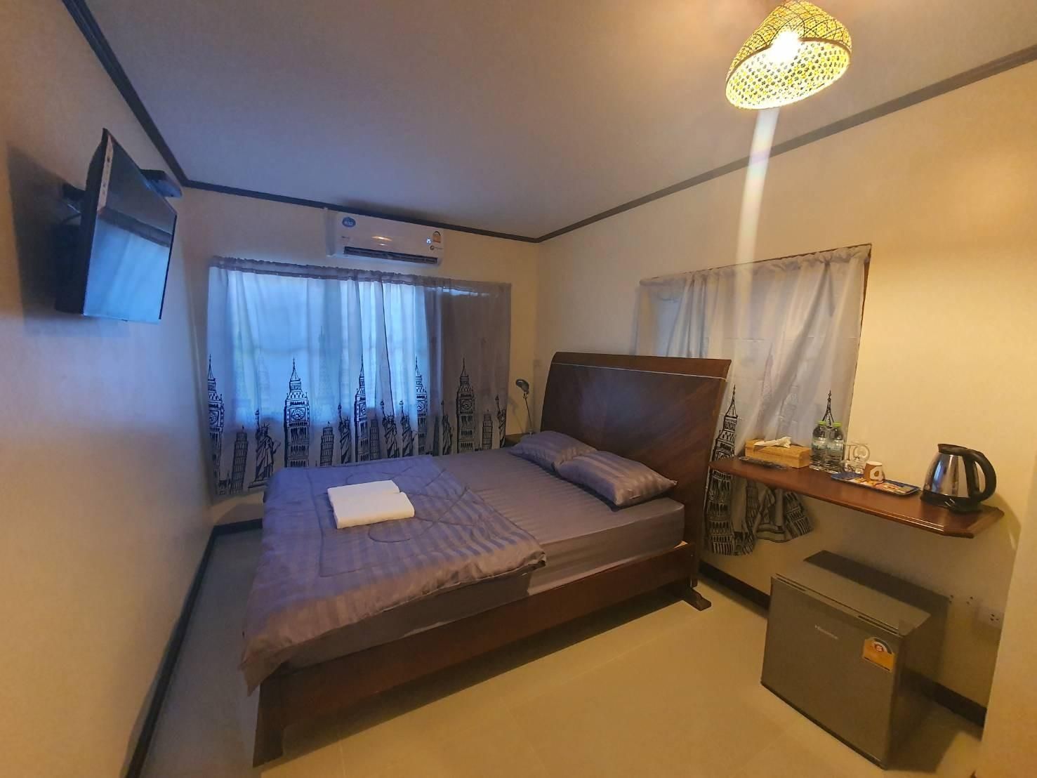 Superior Room -- 1 Bed