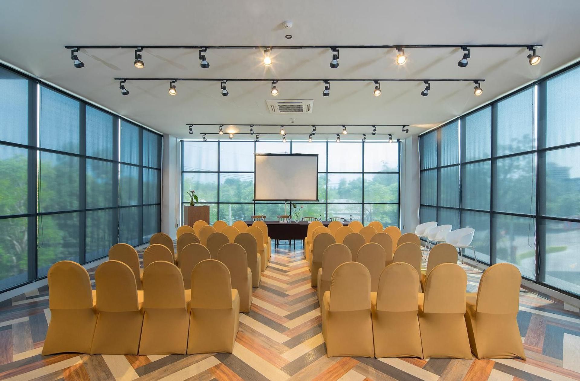 meeting room / ballrooms