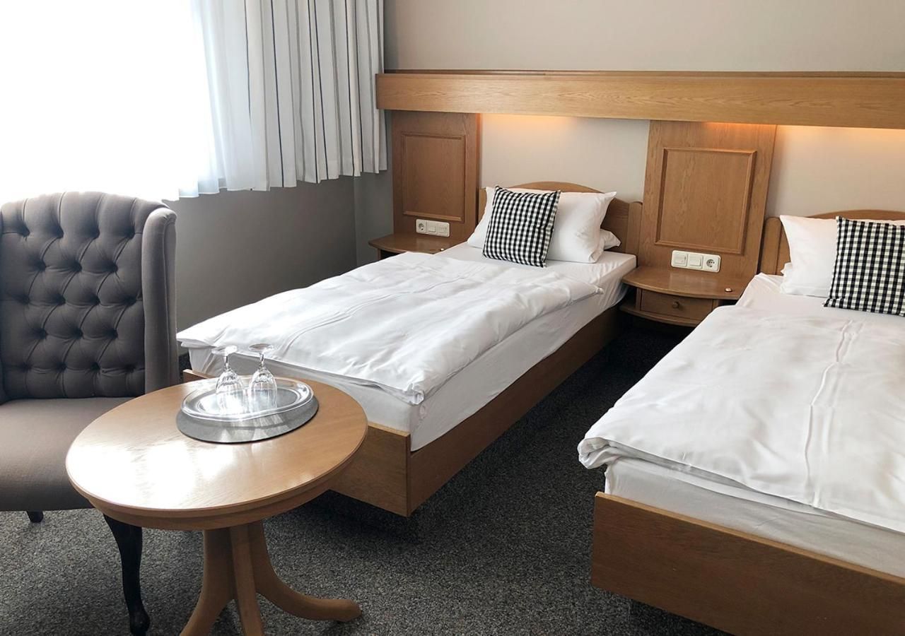 Business Single Room