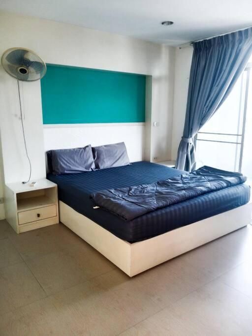 Room #1184596109
