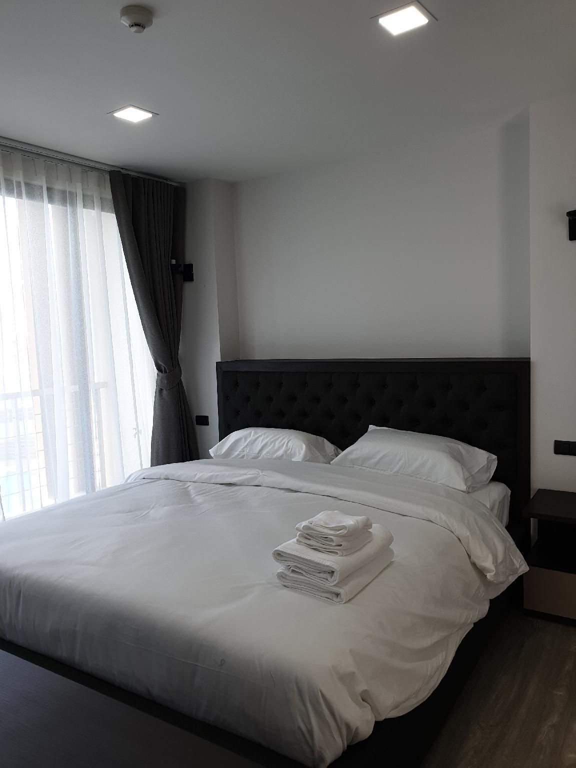 1 Bedroom King Non-Smoking