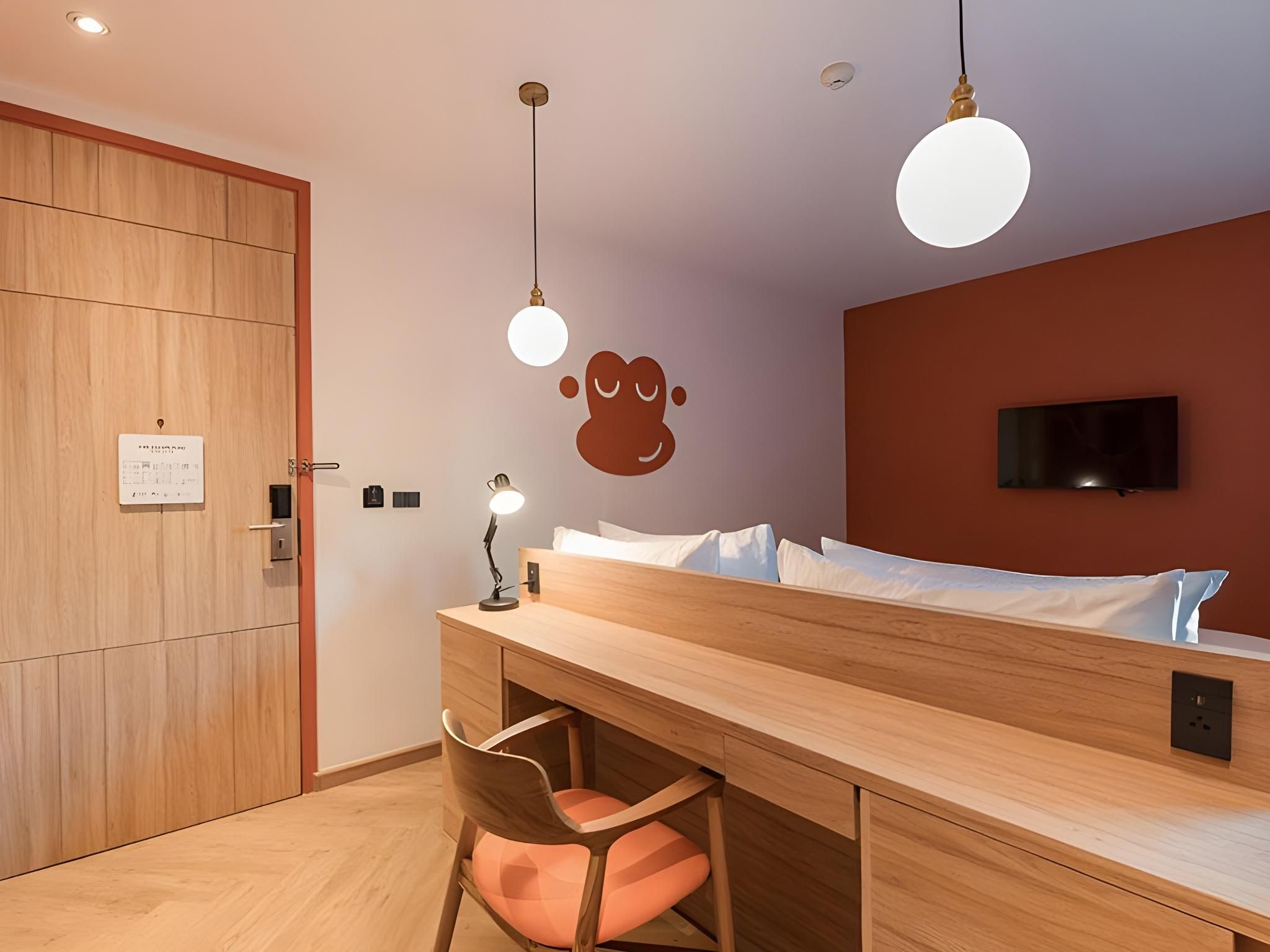 Deluxe Twin Room with Bathtub