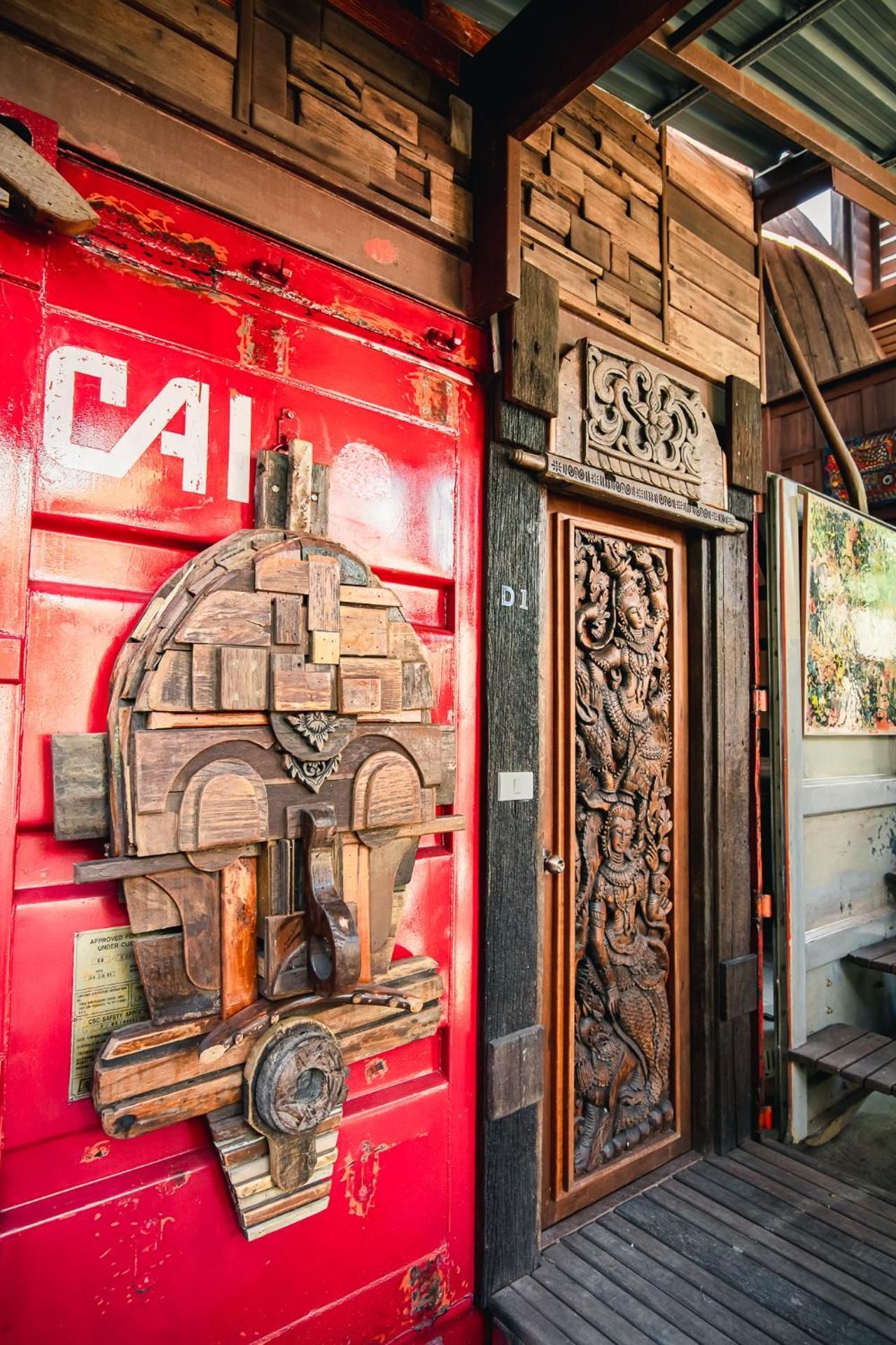 Suankaew​ art​ hostel​