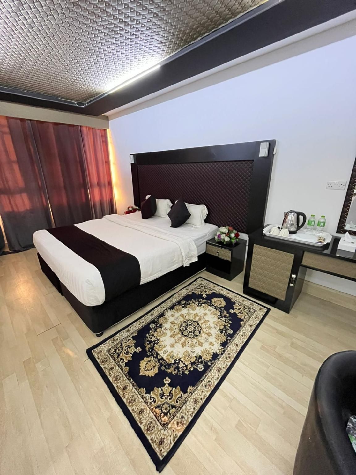 Superior - 1 King Bed