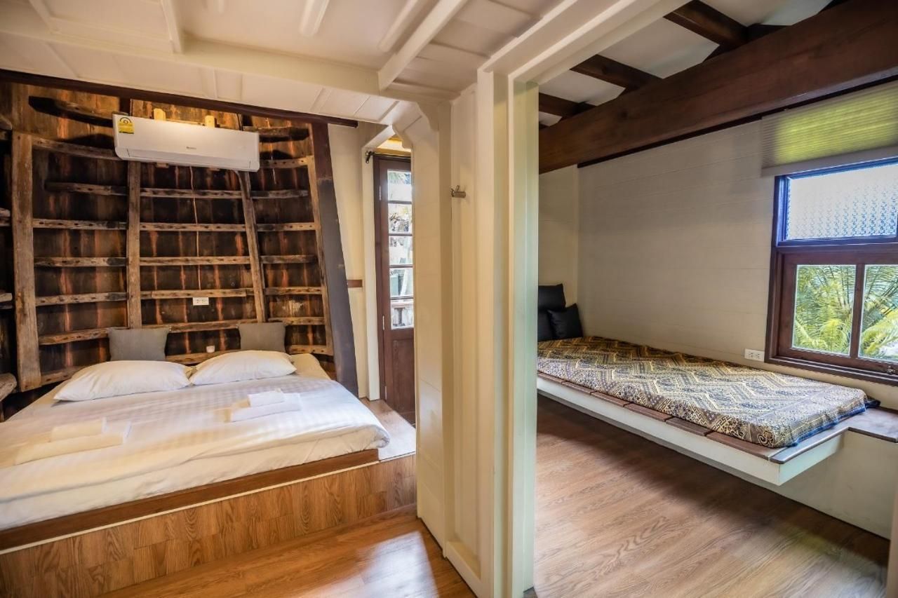 Suankaew Art Cottage Classic Triple Room