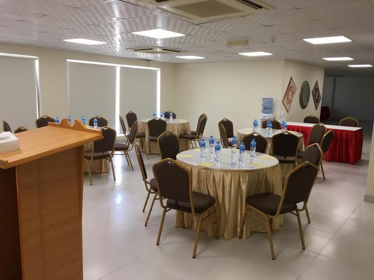 meeting room / ballrooms
