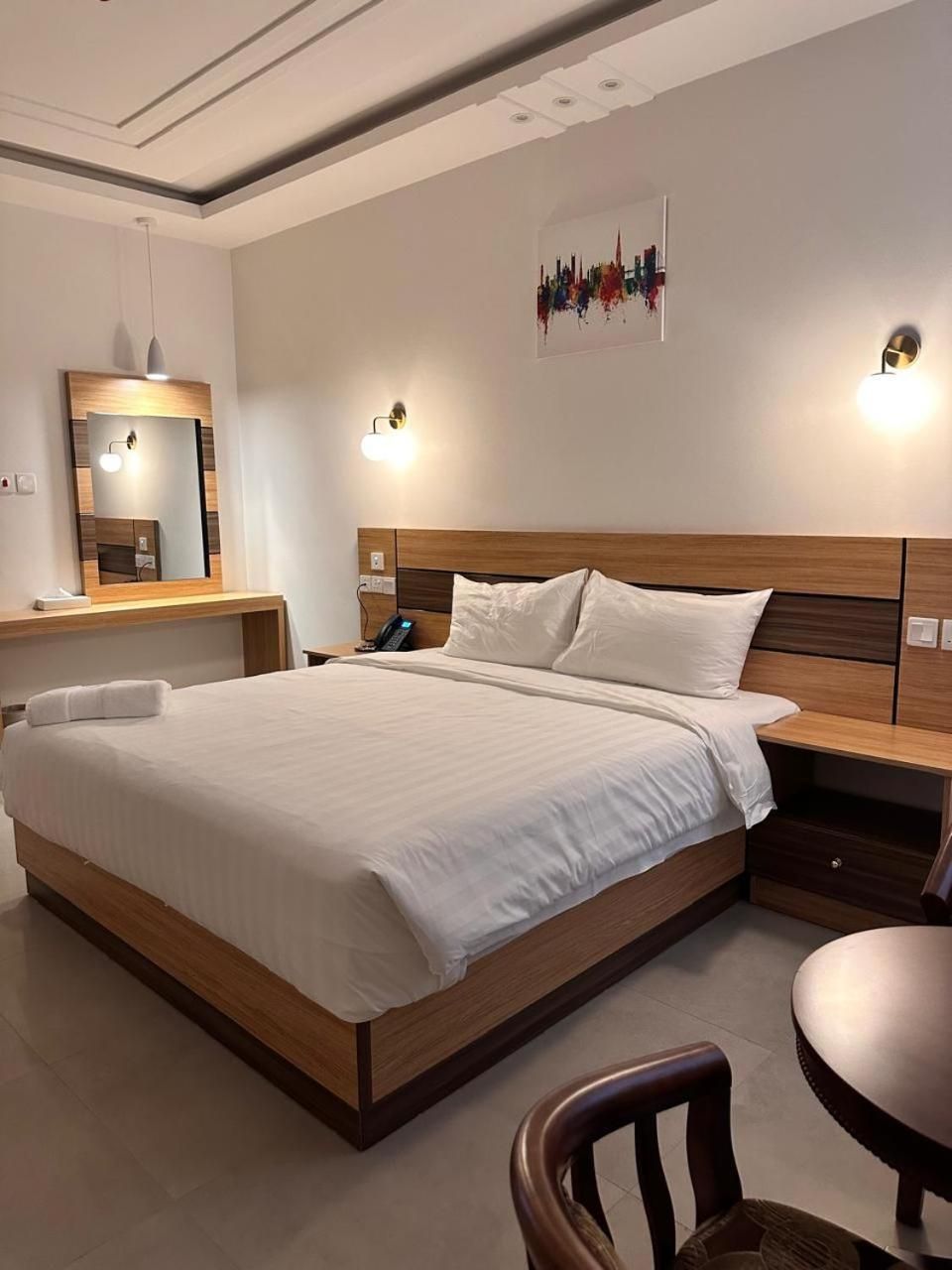 4 Guys Hotel Double Room