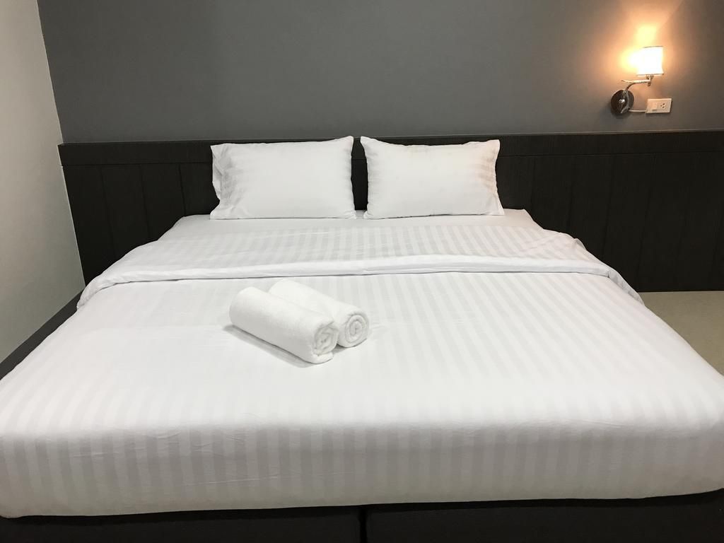 Napa Garden Standard Double Bed 2