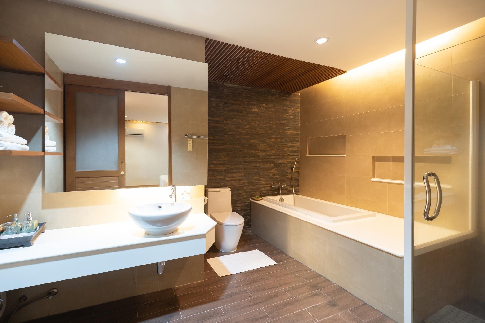 1 Bedroom Suite Non-Smoking