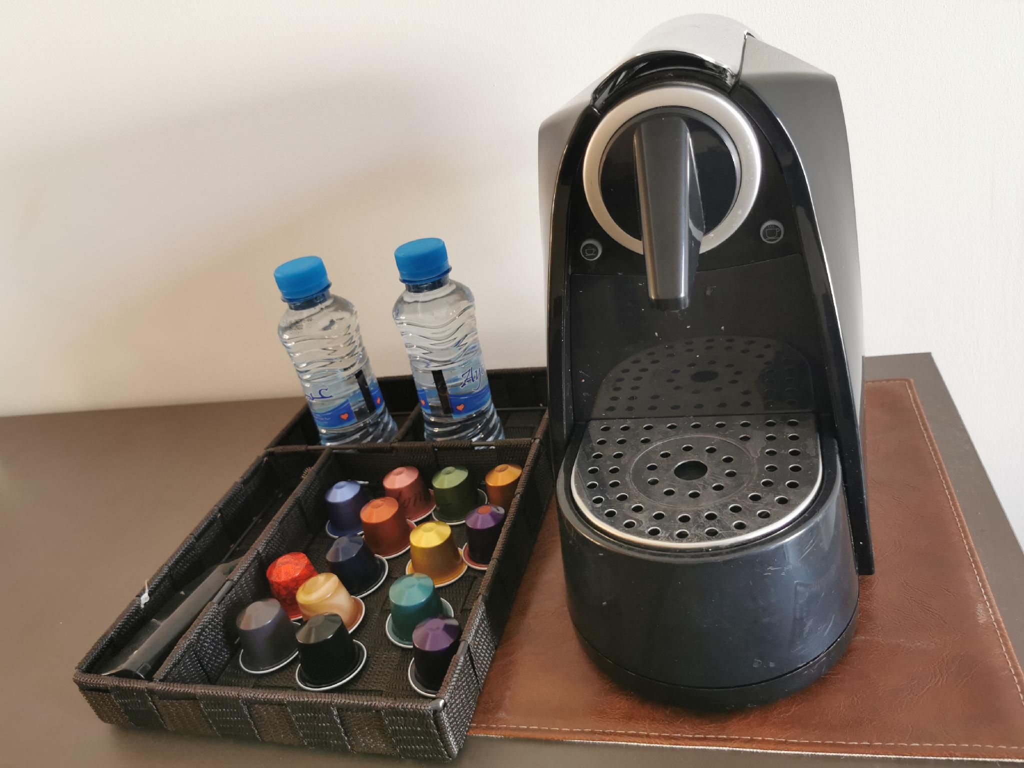 6bc947b387630324f9f2465d797d693a