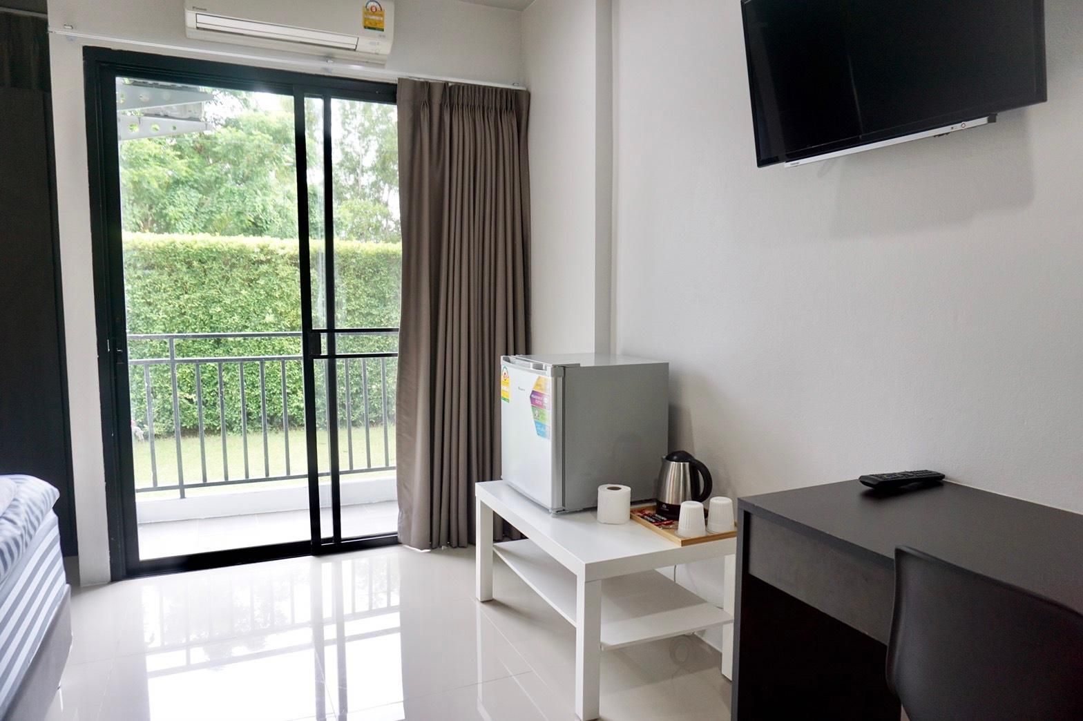 Area15 Hotel & Apartment Twin Bedroom - Non-Smoking 3