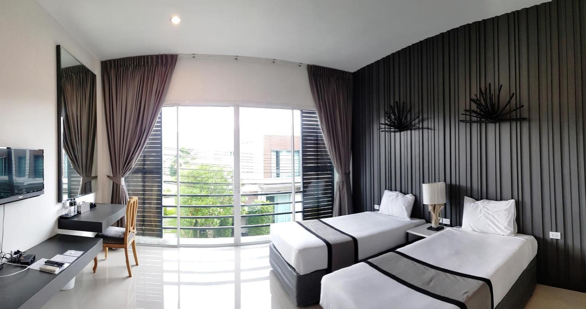 Deluxe Twin Room