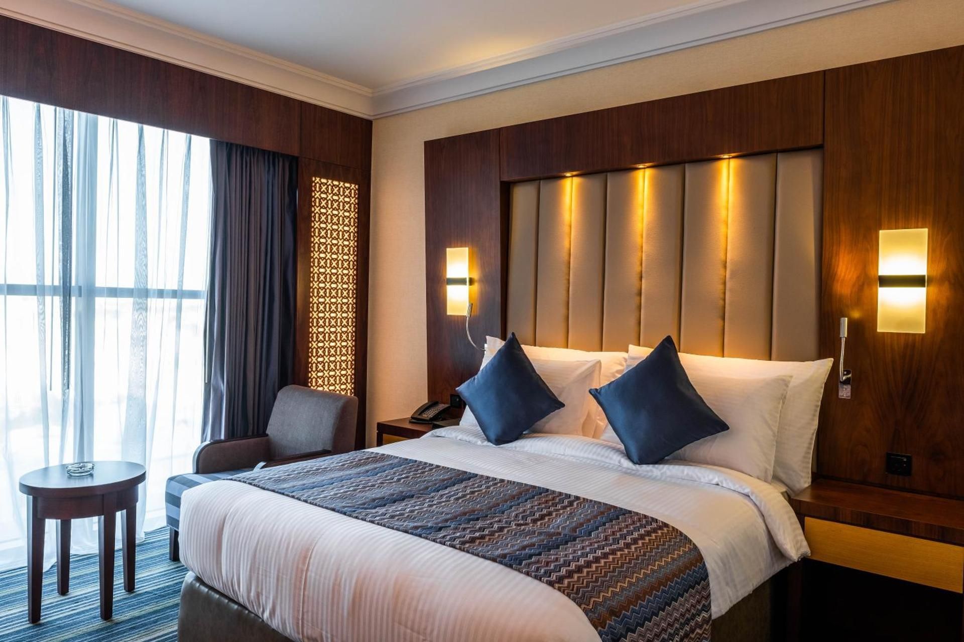 Superior Room - 1 King Bed 26SQM Free WiFi