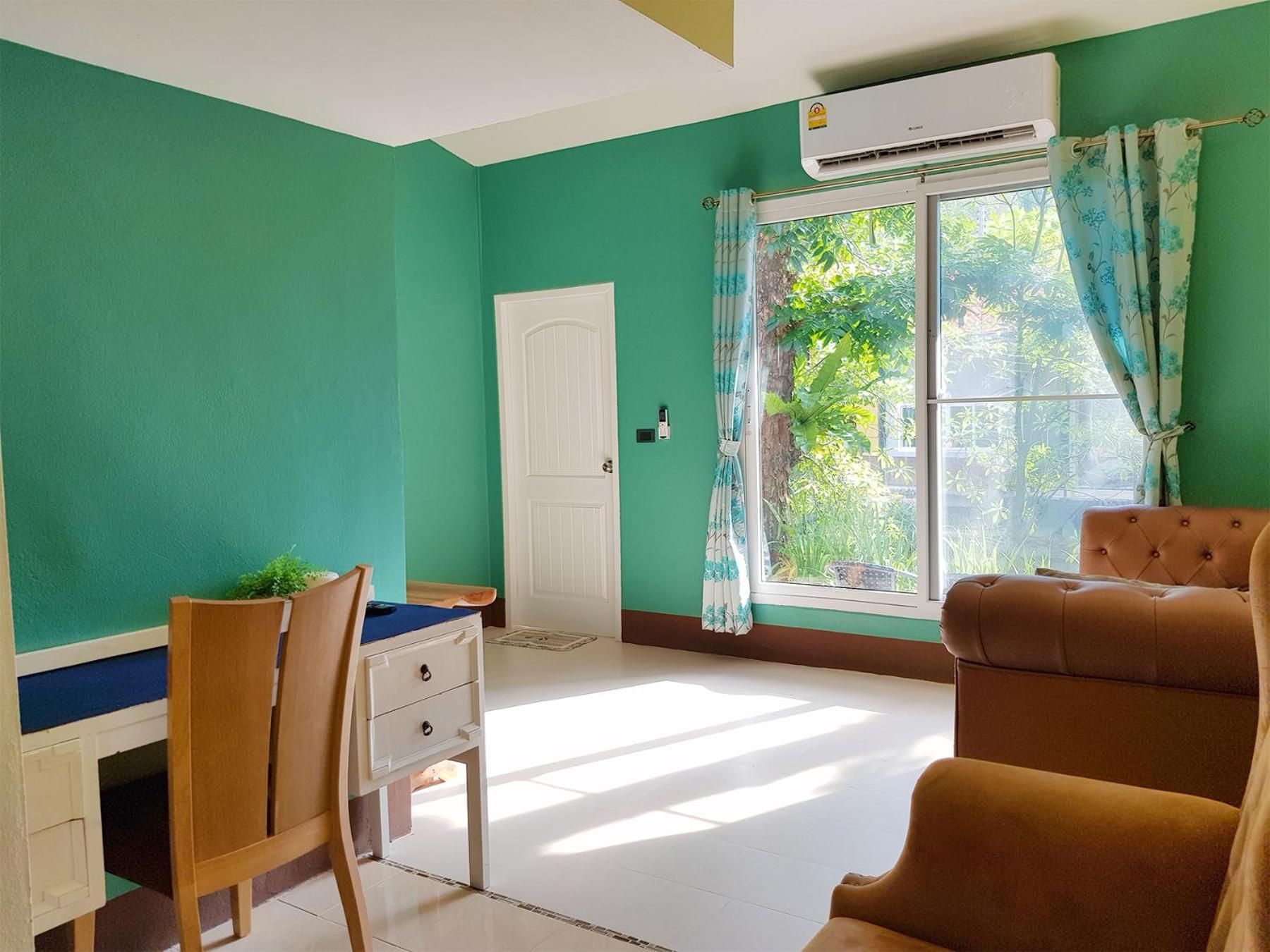 Phuiyara Resort Two-Bedroom Bungalow 2