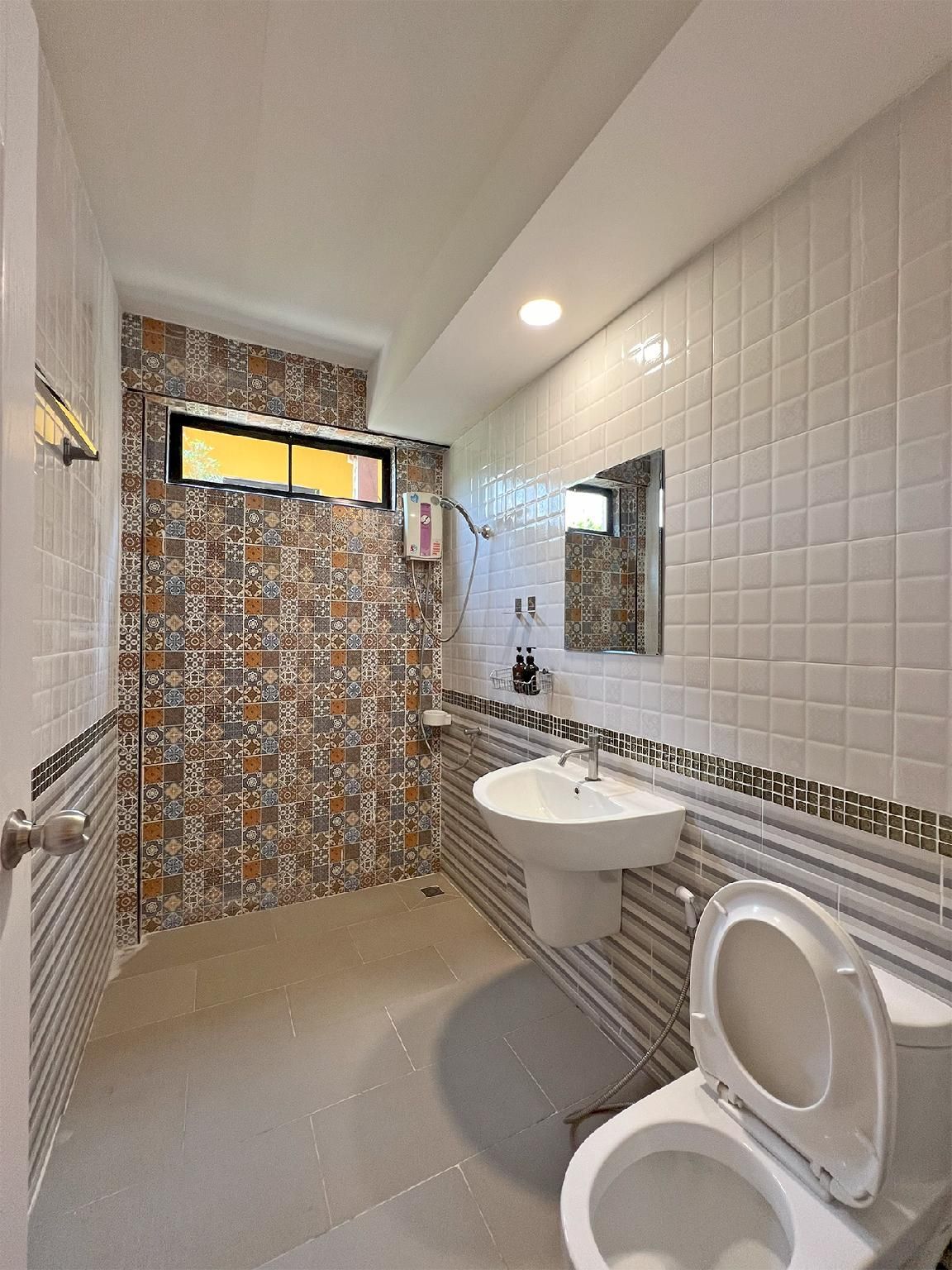 Phuiyara Resort Family 1 Bedroom Suite - No Pets